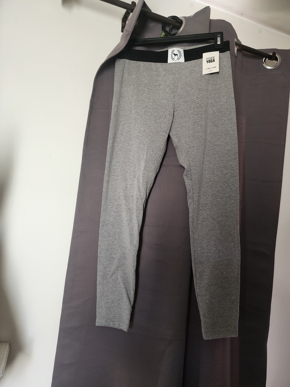 Victoria's Secret Gray Yoga Leggings